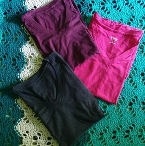 Bundle of V Neck T-shirts